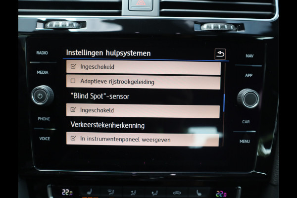 Volkswagen Golf 2.0 TDI GTD DSG / NL Auto