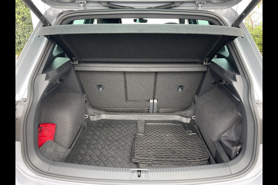 Volkswagen Tiguan 1.5 TSI Life Active | Navi | ACC | IQ Light | CarPlay | HUD | DAB+ | 18 inch