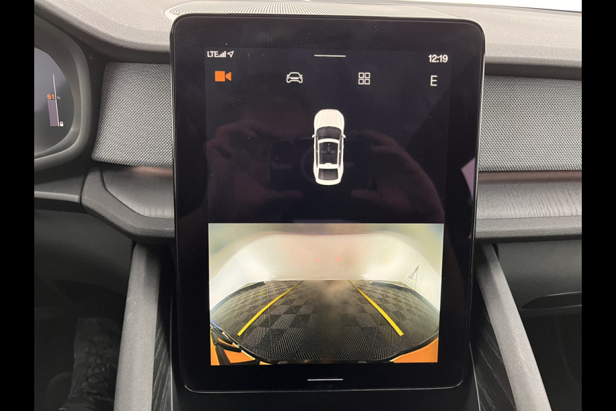Polestar 2 Long Range Dual Motor Launch Edition 78kWh [ 3-Fase ] (INCL-BTW) *PANO | NAVI-FULLMAP | HARMAN/KARDON-AUDIO | FULL-LED | KEYLESS | TOPVIEW | LANE-ASSIST | DIGI-COCKPIT | CARPLAY | DAB+ | HEATED-COMFORTSEATS | ECC | MEMORY-PACK | PDC | 20''ALU*