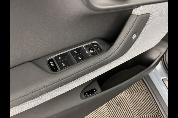 Polestar 2 Long Range Dual Motor Launch Edition 78kWh [ 3-Fase ] (INCL-BTW) *PANO | NAVI-FULLMAP | HARMAN/KARDON-AUDIO | FULL-LED | KEYLESS | TOPVIEW | LANE-ASSIST | DIGI-COCKPIT | CARPLAY | DAB+ | HEATED-COMFORTSEATS | ECC | MEMORY-PACK | PDC | 20''ALU*