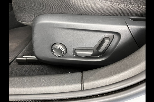 Polestar 2 Long Range Dual Motor Launch Edition 78kWh [ 3-Fase ] (INCL-BTW) *PANO | NAVI-FULLMAP | HARMAN/KARDON-AUDIO | FULL-LED | KEYLESS | TOPVIEW | LANE-ASSIST | DIGI-COCKPIT | CARPLAY | DAB+ | HEATED-COMFORTSEATS | ECC | MEMORY-PACK | PDC | 20''ALU*