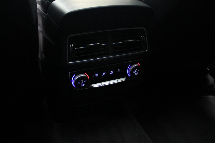 Audi Q7 4.0 TDI SQ7 quattro 7p Panodak HUD Leer 360 B&O ACC Navi PDC Standkachel Softclose Climate (4 zone) Alcantara hemel Lederen dashboard Luchtvering Climate Stoelverwarming v + a  PDC B&O Rising Tweeter LM velgen