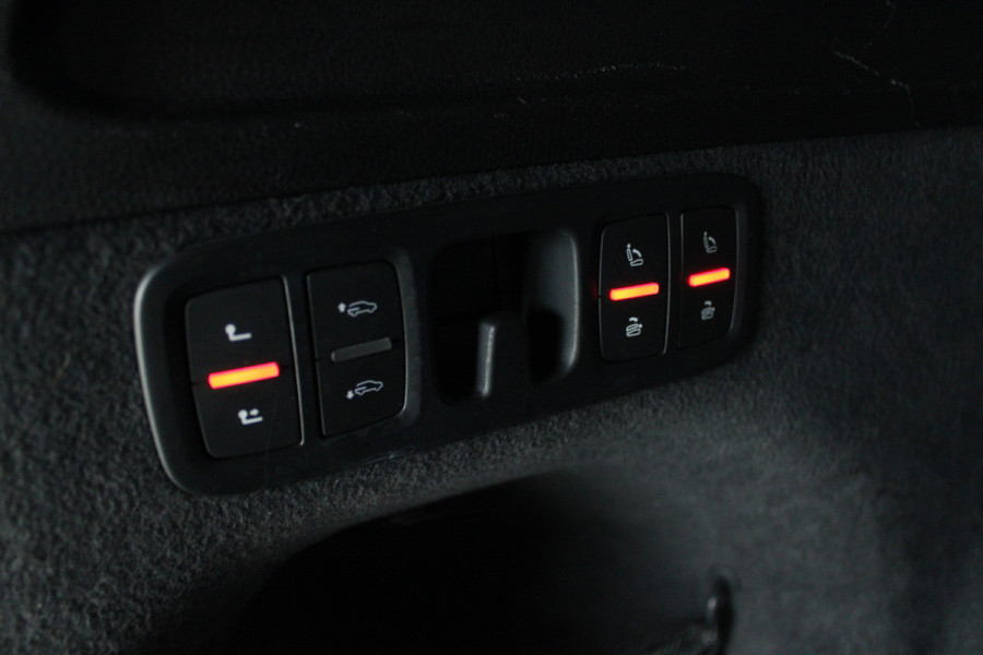 Audi Q7 4.0 TDI SQ7 quattro 7p Panodak HUD Leer 360 B&O ACC Navi PDC Standkachel Softclose Climate (4 zone) Alcantara hemel Lederen dashboard Luchtvering Climate Stoelverwarming v + a  PDC B&O Rising Tweeter LM velgen