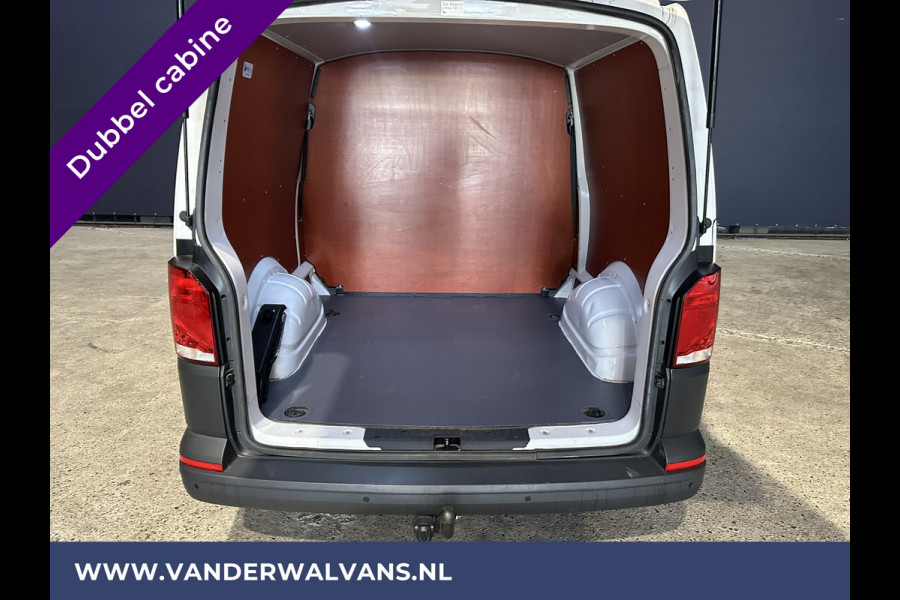 Volkswagen Transporter 2.0 TDI L2H1 Dubbele cabine Euro6 Airco | Apple Carplay | Android Auto | 5-Zits | 2200kg Trekhaak Cruisecontrol, Parkeersensoren
