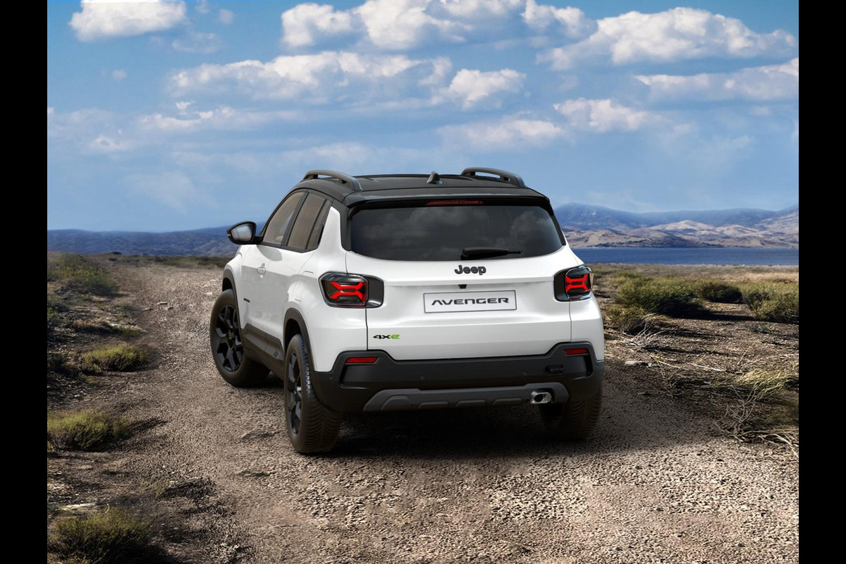 Jeep Avenger 1.2T 4xe Overland | Winter Pack | Infotainment & Convenience Pack | Bicolore Jeep Avenger 1.2T 4xe Overland | Winter Pack | Infotainment & Convenience Pack | Bicolore