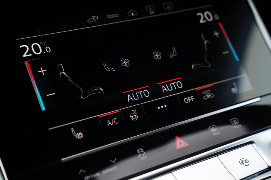 Audi A6 Avant 55 TFSI e quattro Competition | 3x S-Line | HUD | 360 | 1e eigenaar | Stuurverwarming