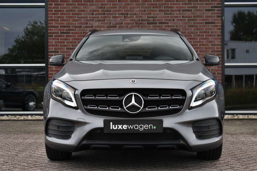 Mercedes-Benz GLA 180 AMG Night 19inch Carplay LED