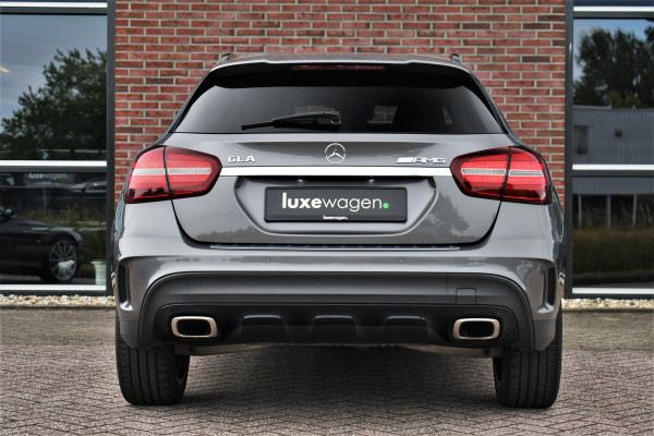 Mercedes-Benz GLA 180 AMG Night 19inch Carplay LED