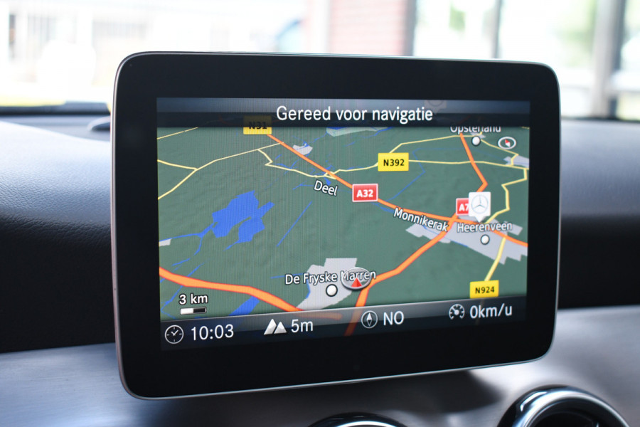 Mercedes-Benz GLA 180 AMG Night 19inch Carplay LED