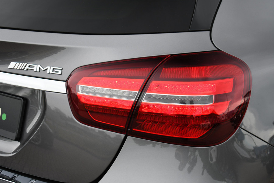 Mercedes-Benz GLA 180 AMG Night 19inch Carplay LED