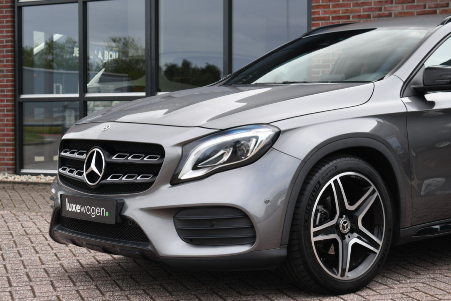 Mercedes-Benz GLA 180 AMG Night 19inch Carplay LED