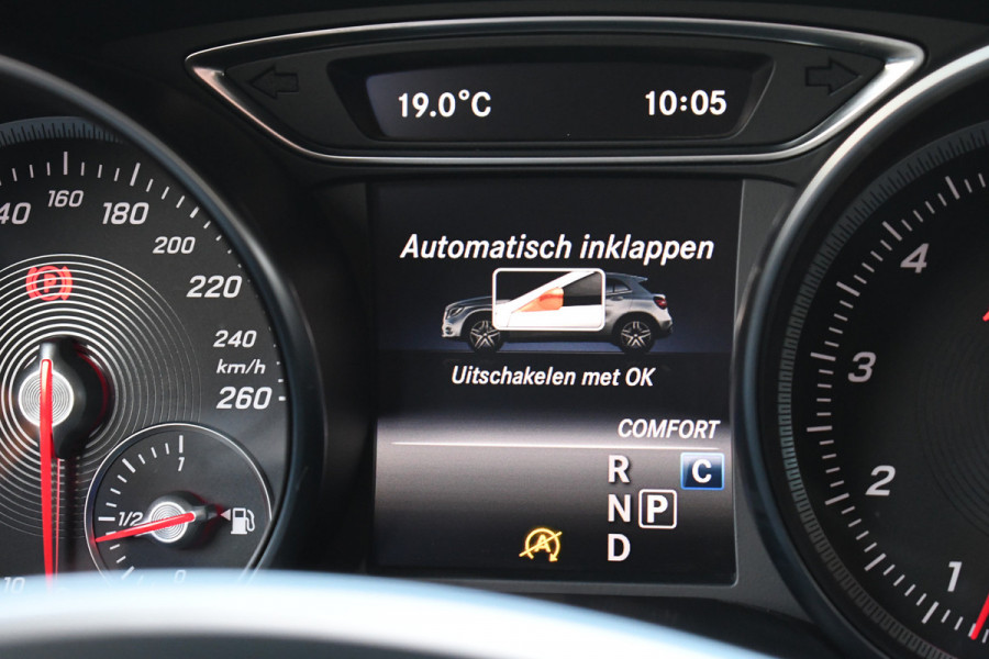 Mercedes-Benz GLA 180 AMG Night 19inch Carplay LED