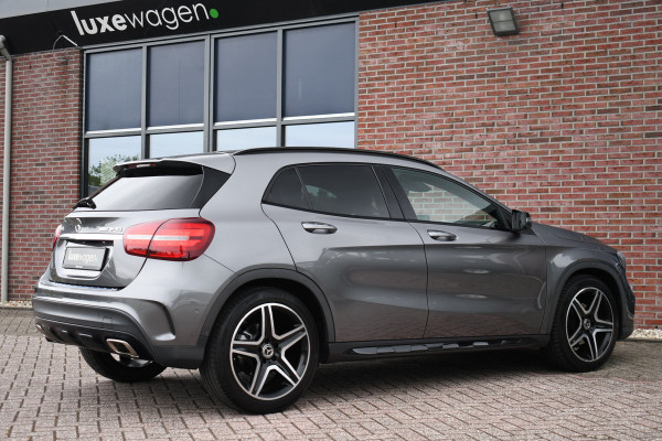 Mercedes-Benz GLA 180 AMG Night 19inch Carplay LED