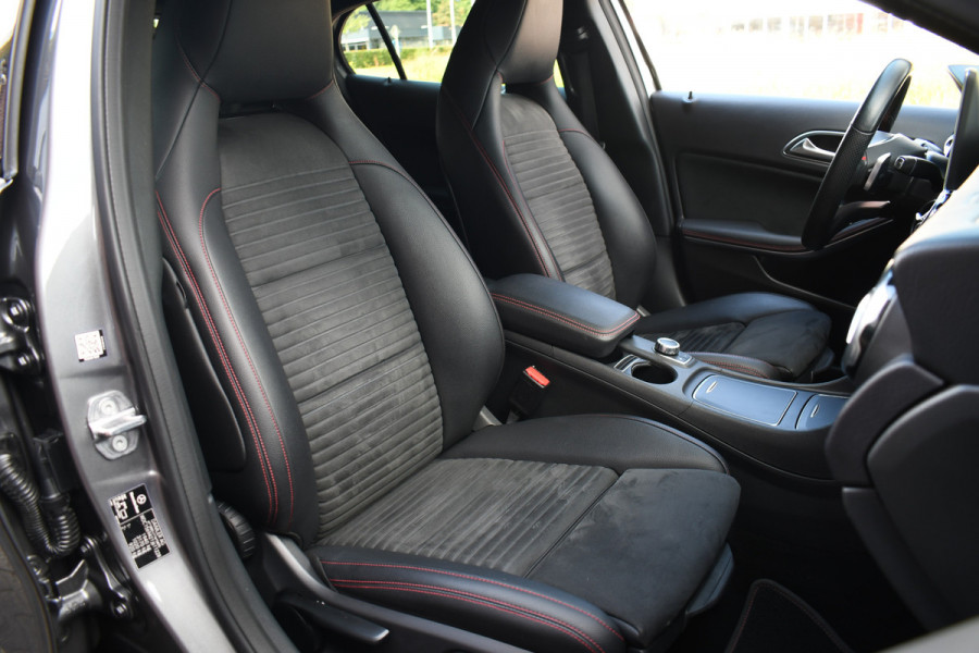 Mercedes-Benz GLA 180 AMG Night 19inch Carplay LED