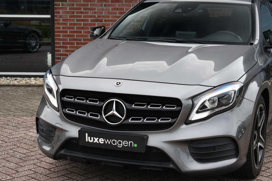 Mercedes-Benz GLA 180 AMG Night 19inch Carplay LED
