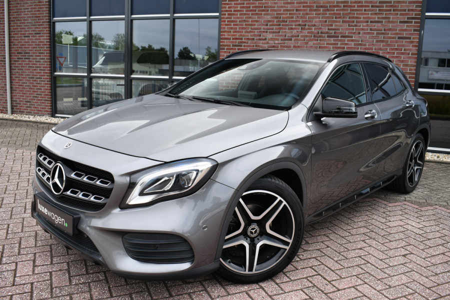 Mercedes-Benz GLA 180 AMG Night 19inch Carplay LED