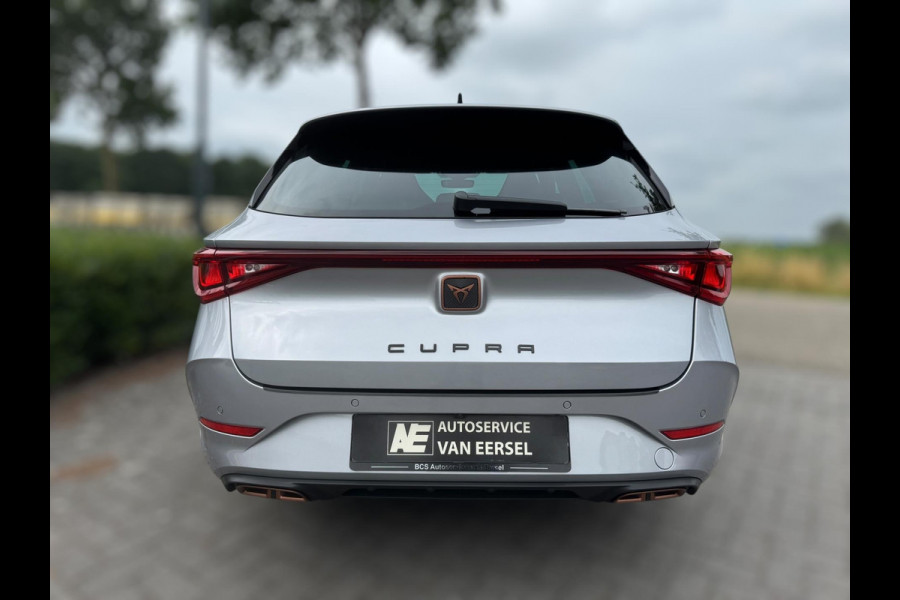 CUPRA Leon Sportstourer 1.4 e-Hybrid VZ Business PHEV / CAMERA / NAVI / INPARKEREN / ZEER NETJES / SFEERVERL. / CARPLAY DRAADLOOS