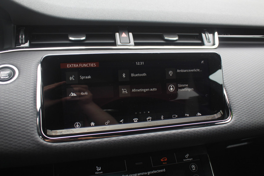 Land Rover Range Rover Evoque 2.0 P200 AWD R-Dynamic SE / Camera / Leder / 18'' / Apple CarPlay / Getint glas / Cruise Control