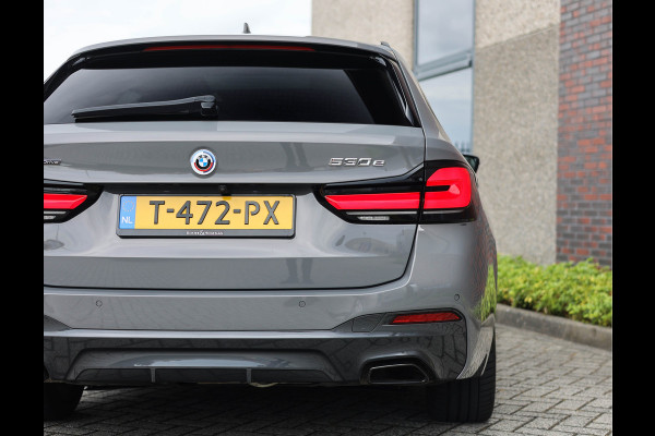 BMW 5 Serie Touring 530e xDrive *Pano*H/K*Laser*Trekhaak*