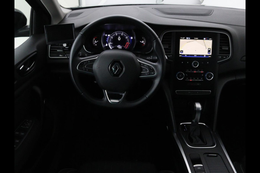 Renault Mégane 1.3 TCe Limited | 54.200km NAP | Automaat | Camera | Navigatie | Climate control | Keyless | Parkeerhulp | Getint glas | Cruise control