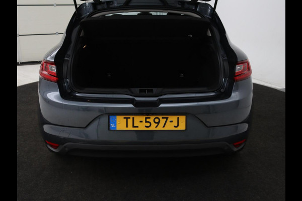Renault Mégane 1.3 TCe Limited | 54.200km NAP | Automaat | Camera | Navigatie | Climate control | Keyless | Parkeerhulp | Getint glas | Cruise control
