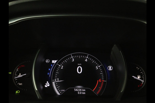 Renault Mégane 1.3 TCe Limited | 54.200km NAP | Automaat | Camera | Navigatie | Climate control | Keyless | Parkeerhulp | Getint glas | Cruise control