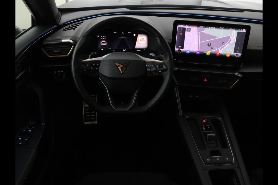 CUPRA Formentor 1.4 e-Hybrid VZ | 245pk | Stoel & stuurverwarming | Carplay | Camera | Adaptive cruise | Navigatie | Sfeerverlichting | Keyless | Full LED | PHEV
