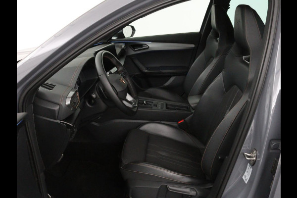 CUPRA Formentor 1.4 e-Hybrid VZ | 245pk | Stoel & stuurverwarming | Carplay | Camera | Adaptive cruise | Navigatie | Sfeerverlichting | Keyless | Full LED | PHEV