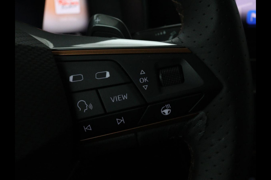 CUPRA Formentor 1.4 e-Hybrid VZ | 245pk | Stoel & stuurverwarming | Carplay | Camera | Adaptive cruise | Navigatie | Sfeerverlichting | Keyless | Full LED | PHEV