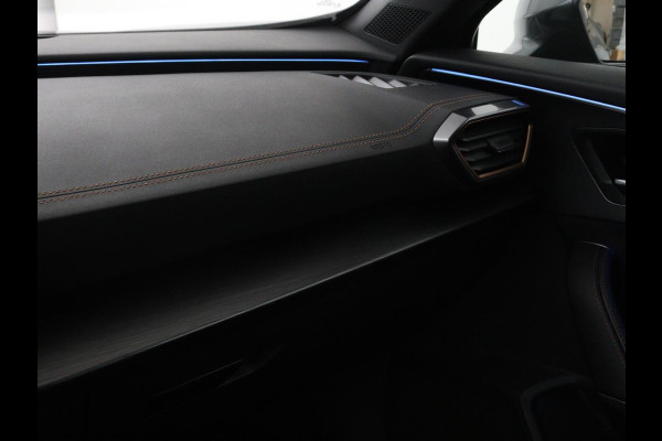 CUPRA Formentor 1.4 e-Hybrid VZ | 245pk | Stoel & stuurverwarming | Carplay | Camera | Adaptive cruise | Navigatie | Sfeerverlichting | Keyless | Full LED | PHEV