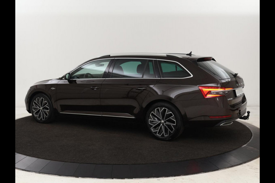 Škoda Superb 1.4 TSI iV Laurin & Klement | Leder | Trekhaak | Adaptive cruise | Stoelverwarming | Canton Sound | Navigatie | Memory | Full LED | Keyless | Carplay | PHEV