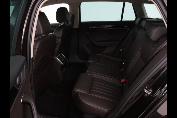 Škoda Superb 1.4 TSI iV Laurin & Klement | Leder | Trekhaak | Adaptive cruise | Stoelverwarming | Canton Sound | Navigatie | Memory | Full LED | Keyless | Carplay | PHEV