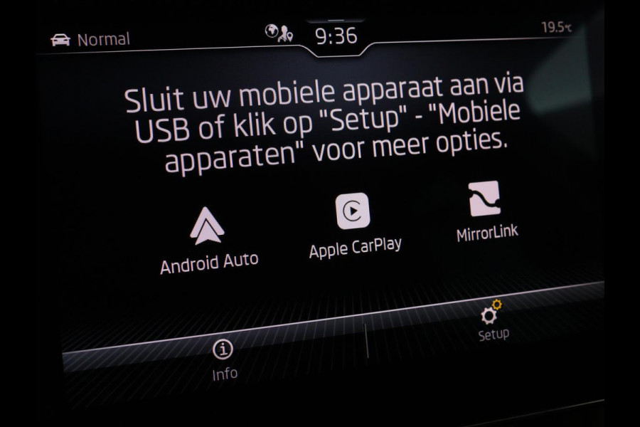 Škoda Superb 1.4 TSI iV Laurin & Klement | Leder | Trekhaak | Adaptive cruise | Stoelverwarming | Canton Sound | Navigatie | Memory | Full LED | Keyless | Carplay | PHEV