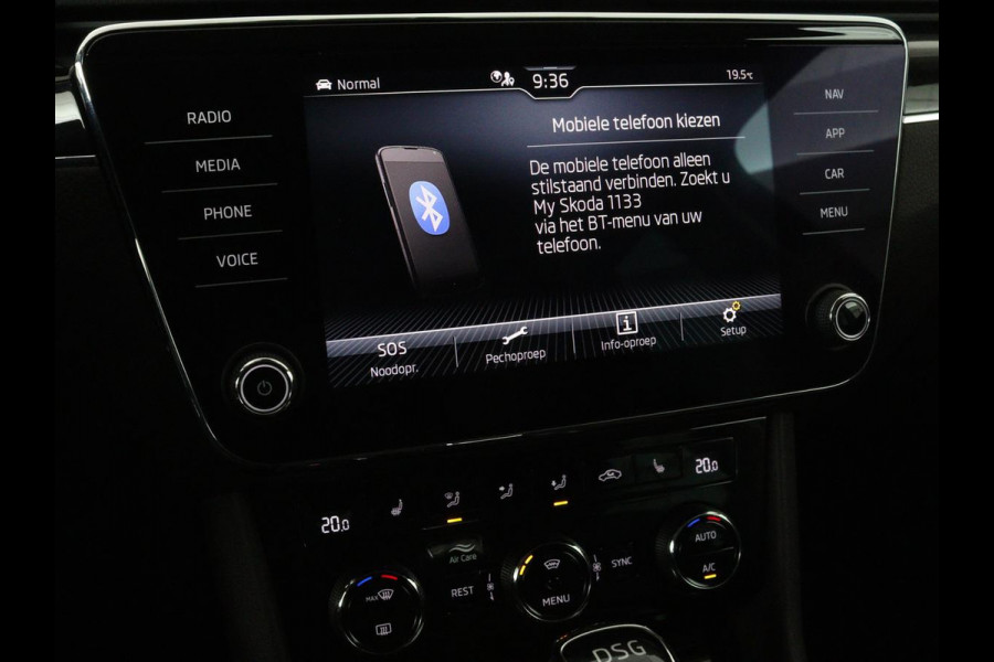 Škoda Superb 1.4 TSI iV Laurin & Klement | Leder | Trekhaak | Adaptive cruise | Stoelverwarming | Canton Sound | Navigatie | Memory | Full LED | Keyless | Carplay | PHEV