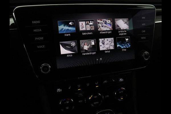 Škoda Superb 1.4 TSI iV Laurin & Klement | Leder | Trekhaak | Adaptive cruise | Stoelverwarming | Canton Sound | Navigatie | Memory | Full LED | Keyless | Carplay | PHEV