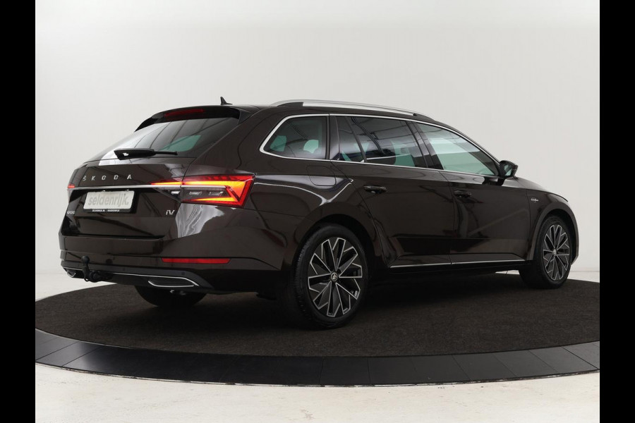 Škoda Superb 1.4 TSI iV Laurin & Klement | Leder | Trekhaak | Adaptive cruise | Stoelverwarming | Canton Sound | Navigatie | Memory | Full LED | Keyless | Carplay | PHEV