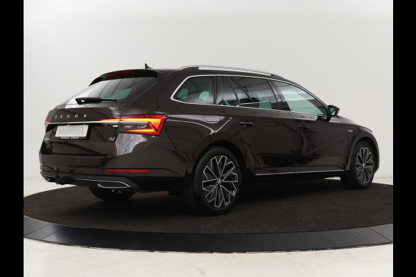Škoda Superb 1.4 TSI iV Laurin & Klement | Leder | Trekhaak | Adaptive cruise | Stoelverwarming | Canton Sound | Navigatie | Memory | Full LED | Keyless | Carplay | PHEV