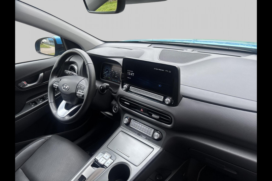 Hyundai Kona EV Premium 64 kWh