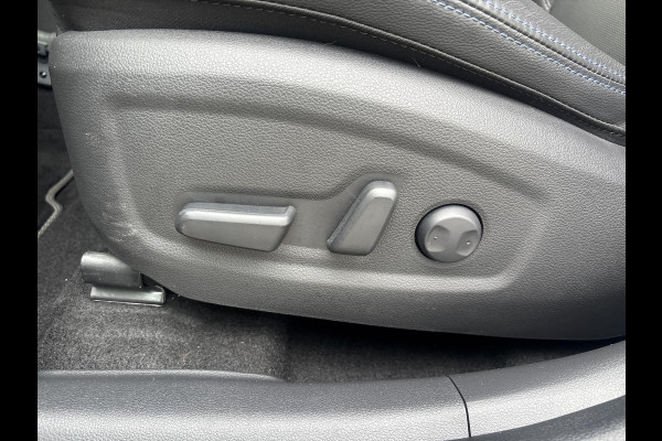 Hyundai Kona EV Premium 64 kWh