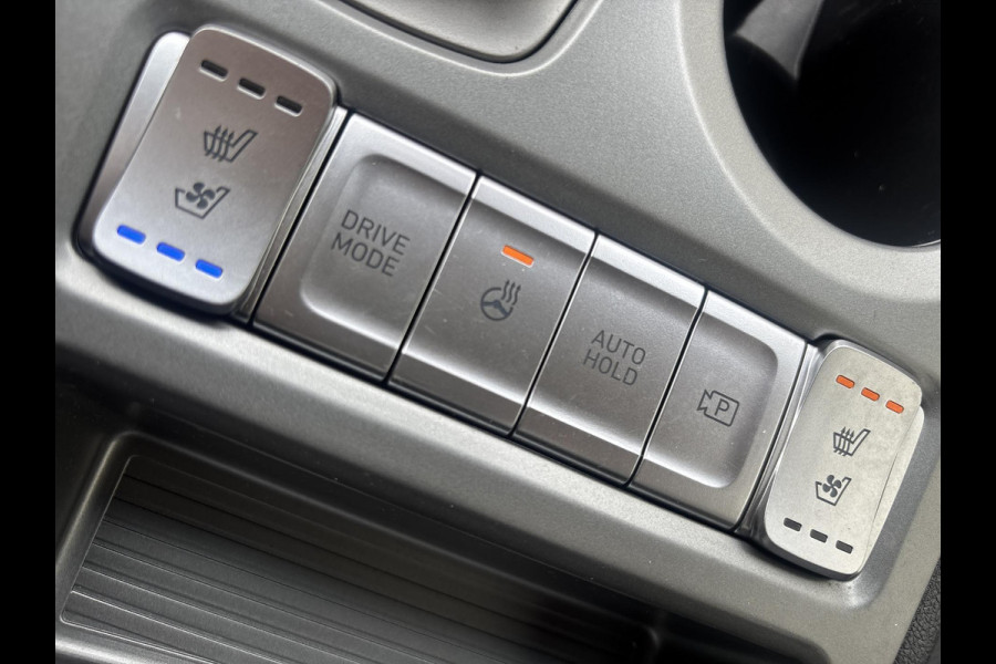 Hyundai Kona EV Premium 64 kWh