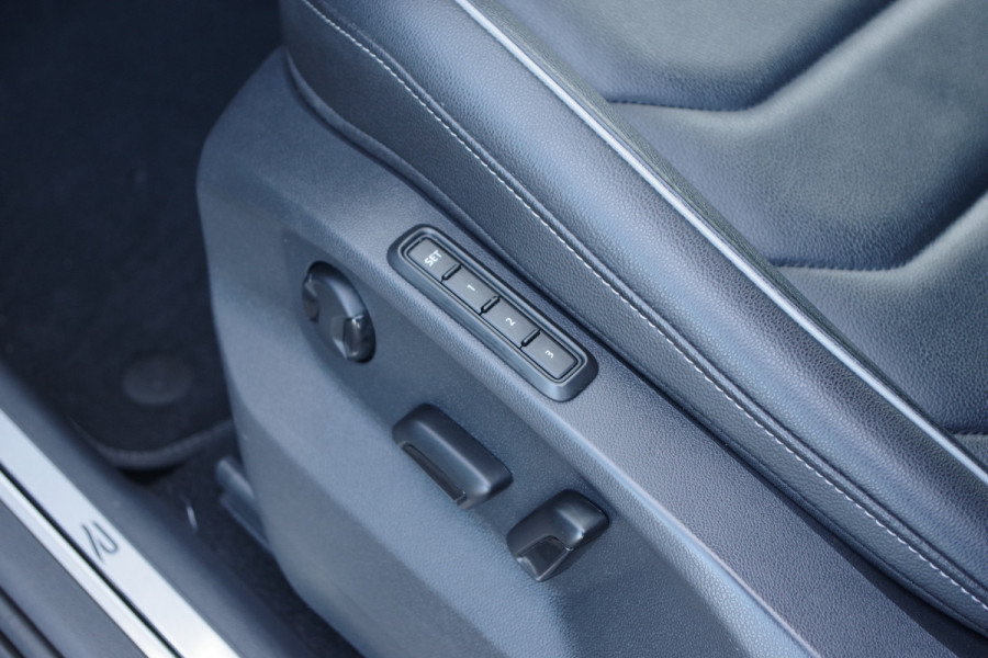 Volkswagen Tiguan 1.4 TSI eHybrid 245 PK R-Line BNS+ PHEV, Panoramadak, Leder, 360 Camera, DCC