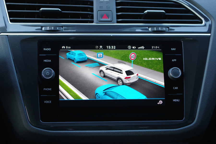 Volkswagen Tiguan 1.4 TSI eHybrid 245 PK R-Line BNS+ PHEV, Panoramadak, Leder, 360 Camera, DCC