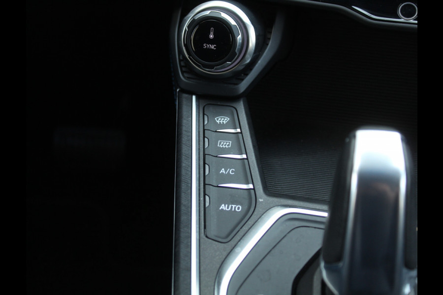 Lynk & Co 01 1.5 12 X OP VOORRAAD V.A. 40.000 KM | CARPLAY | 360CAMERA | DAB | PANODAK | LED | STOELVERW | ADAPCRUISE | WIFI