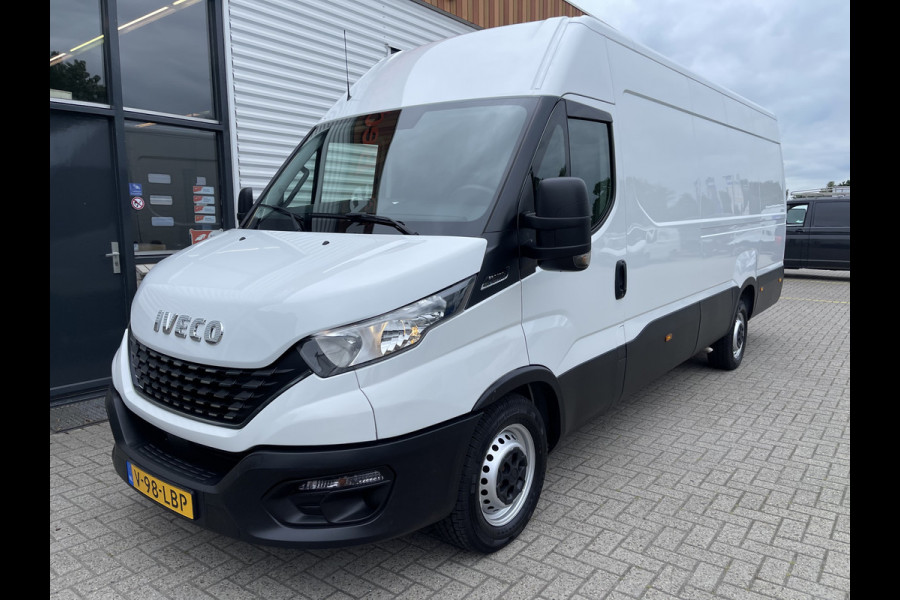 Iveco Daily 35S14V 2.3 Himatic automaat L4H2 / laadruimte 470cm lang ! / vaste prijs rijklaar € 23.950 ex btw / lease vanaf € 391 / trekhaak 3500 kg / cruise en climate control / 270 graden achterdeuren