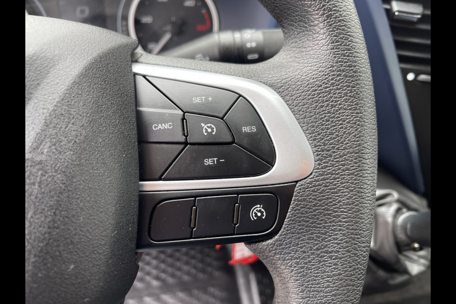 Iveco Daily 35S14V 2.3 Himatic automaat L4H2 / laadruimte 470cm lang ! / vaste prijs rijklaar € 23.950 ex btw / lease vanaf € 391 / trekhaak 3500 kg / cruise en climate control / 270 graden achterdeuren