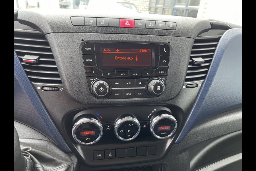 Iveco Daily 35S14V 2.3 Himatic automaat L4H2 / laadruimte 470cm lang ! / vaste prijs rijklaar € 23.950 ex btw / lease vanaf € 391 / trekhaak 3500 kg / cruise en climate control / 270 graden achterdeuren