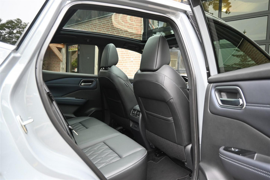 Nissan QASHQAI 1.3 MHEV Tekna+ Plus Pano Leder Trekhaak ProPilot '21