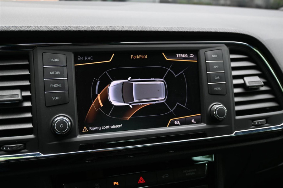 Seat Ateca 1.4 EcoTSI DSG FR Trekhaak A.Cruise Camera Carplay ´18