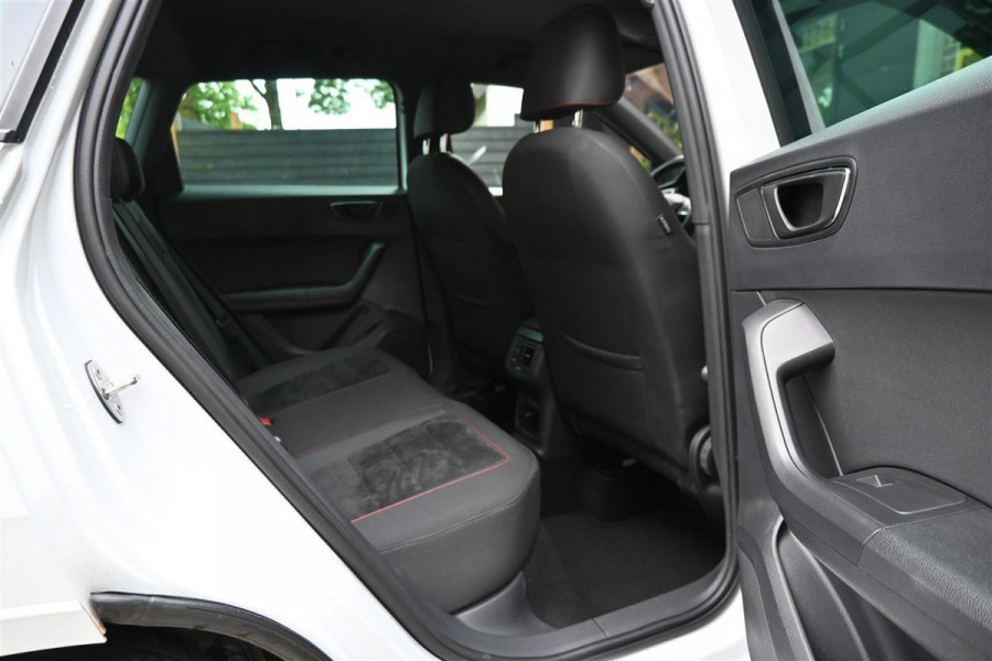 Seat Ateca 1.4 EcoTSI DSG FR Trekhaak A.Cruise Camera Carplay ´18