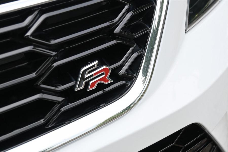 Seat Ateca 1.4 EcoTSI DSG FR Trekhaak A.Cruise Camera Carplay ´18